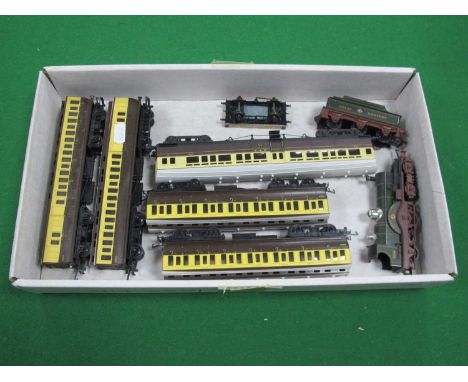 A Triang 'OO' Gauge Unboxed Class 3031 "Dean Single" 4-2-2 Steam Locomotive with Six Wheel Tender, GW green "Lord of The Isle