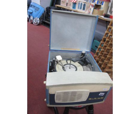 A Vintage Monarch Elpico Record Player.