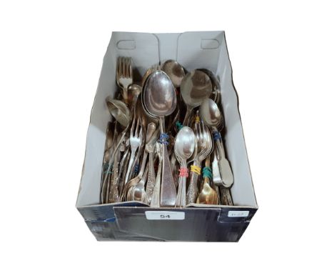 BOX OF SILVER PLATED/EPNS CUTLERY 