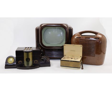 A group of radios and accessories, 20th century, to include: a Pilot Radio 'Major Maestro' Bakelite radio, approx. 23 x 37 x 