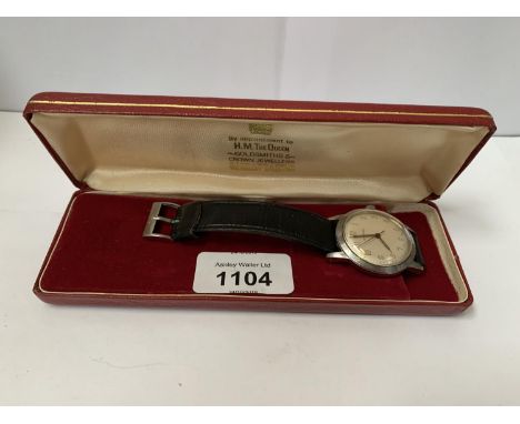 A GENTS BOXED MANUAL WIND 'GARRARD' PRESENTATION WRIST WATCH 