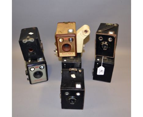 Selection of cameras: 1960 Kodak Brownie Flash B Box Camera, 2 x Six-20 Brownies, 2 x Kodak Brownie No 2, Eastman Kodak Brown