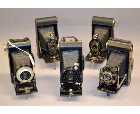Two x Kodak no. 2 Autographic Brownie; Kodak Junior Six-20; Kodak Anastigmat and a Kodak Brownie with Dakon Shutter