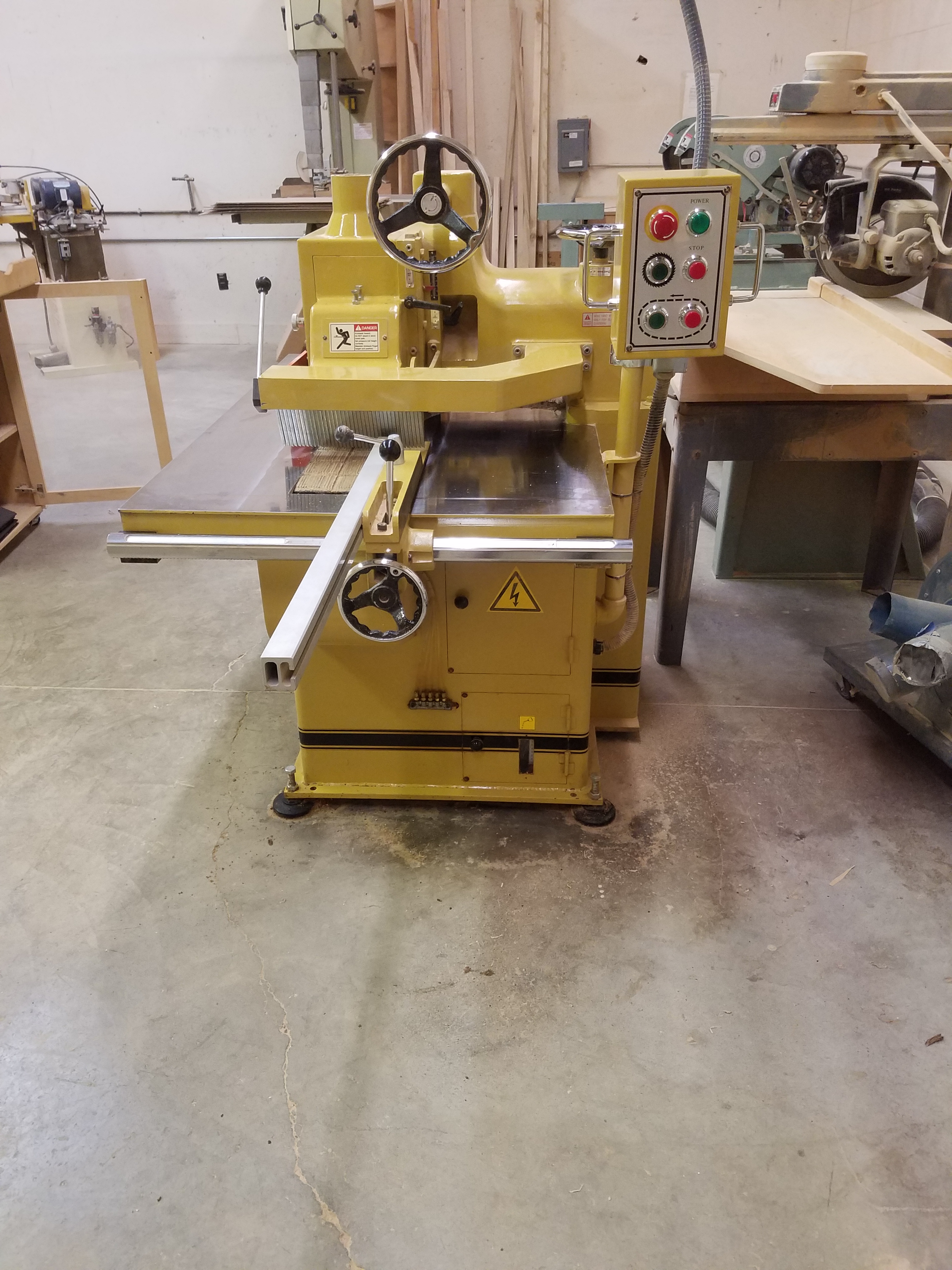 Powermatic Straight Line Rip Saw Model SLR 12 Rip, 15 HP, 2 HP Variable