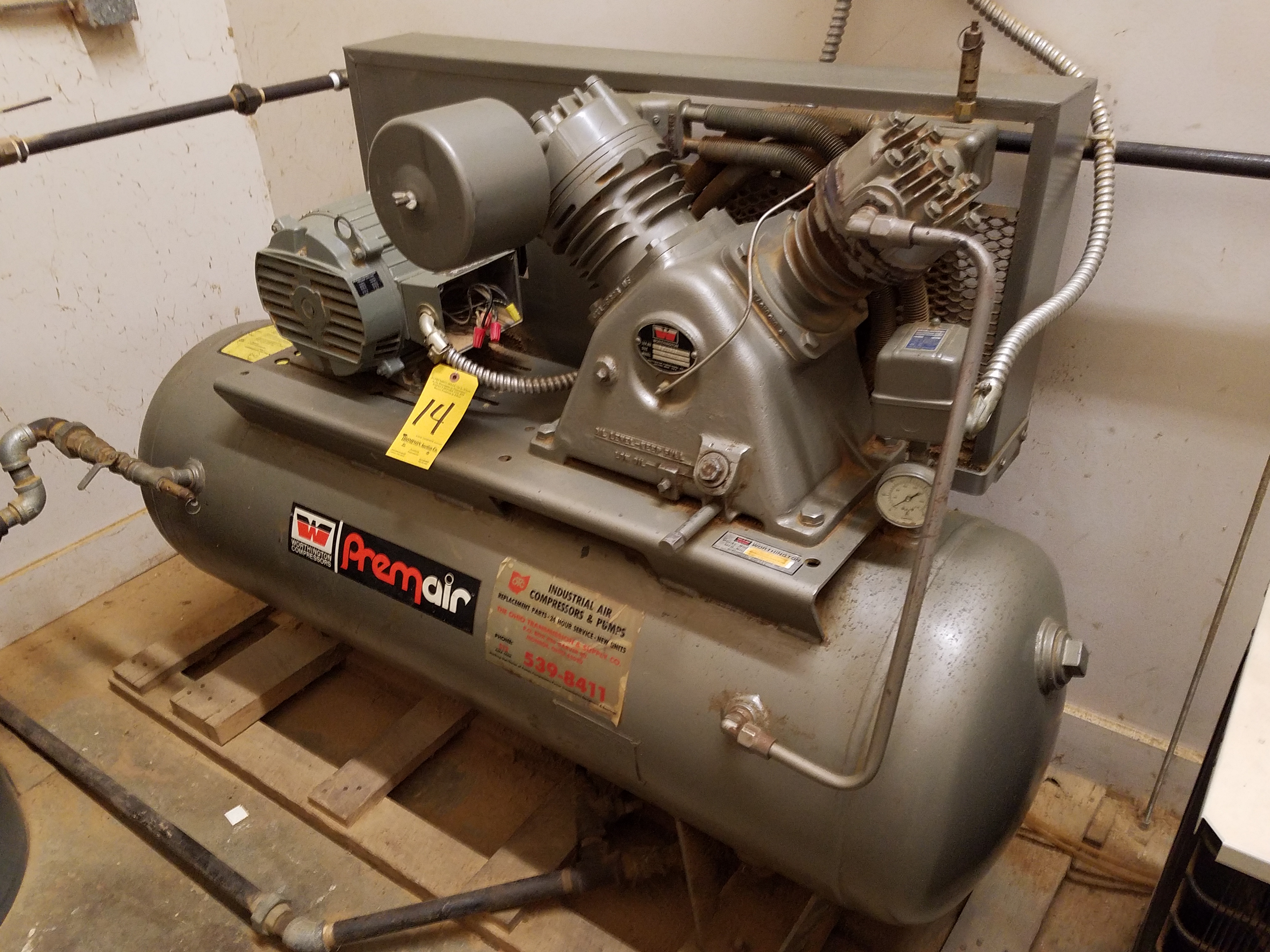 Worthington PremAir 7 1/2 HP Horizontal Air Compressor Model 5ED8 s/n
