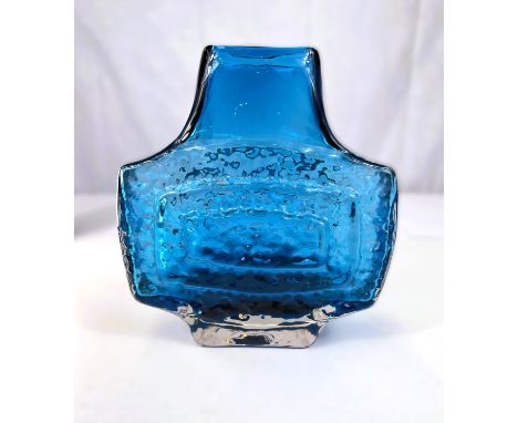 Whitefriars Geoffrey Baxter 'TV' glass vase Kingfisher blue colour pattern 9677 height 18cm 