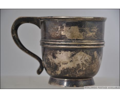 A Victorian Chester hallmarked silver cup makers marks partially legible dating to 1923. Weight 154.3g / 7.5cms high