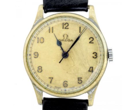 AN OMEGA NICKEL ROYAL NAVAL ISSUE WRISTWATCH, CASE BACK MARKED HS ARROW 8 AND NUMBER
