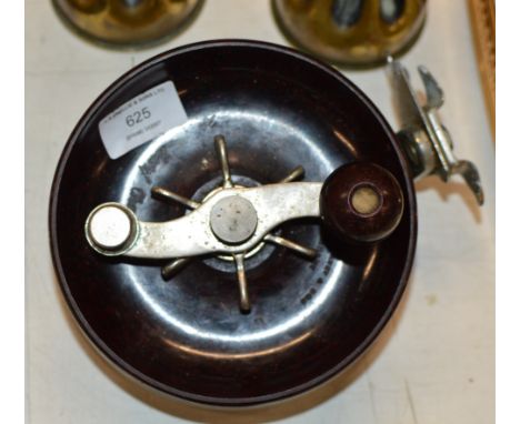 LARGE VINTAGE BAKELITE FISHING REEL     