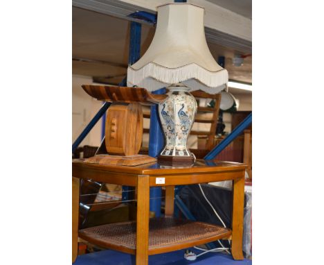 OCCASIONAL TABLE, REPRODUCTION HEAD REST &amp; ORIENTAL STYLE TABLE LAMP WITH SHADE     