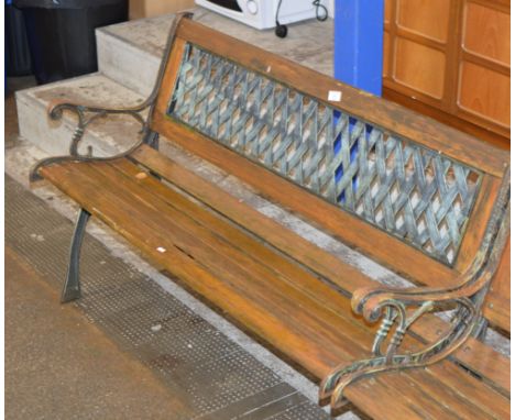 GARDEN BENCH     