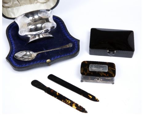 Tortoiseshell and silver box possibly by George Ferris of Exeter, the top panel engraved with a fishing scene, bearing London