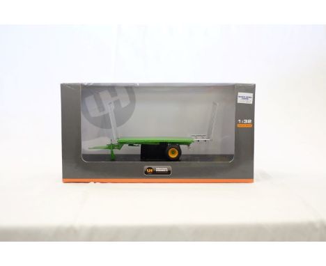 Universal Hobbies  JoskinnTrans EX 5T 1:32 Scale  UH4148