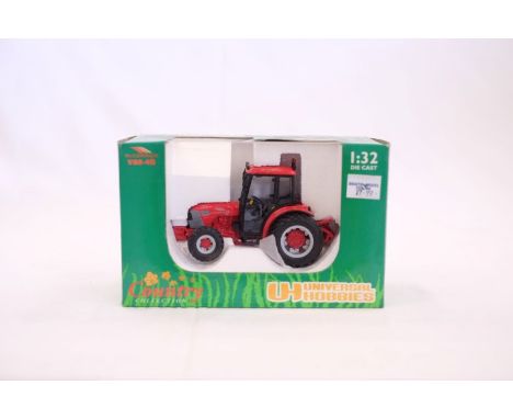 Universal Hobbies  McCormick V80-4Q 1:32 Scale  