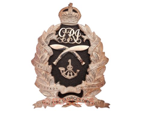 1st King George’s Own Gurkha Rifles 1913 Birmingham hallmarked Officer’s silver pouch belt plate.A very fine example by J & C