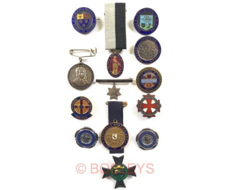 Selection of Hospital, Nursing, Medical Badges.A selection including silver and enamel example. Including: St.Helens & Knowsl