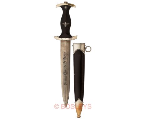 German Third Reich 1933 model SS dagger by rare maker Eduard Becker, (Kolumbuswerk), Solingen. A good scarce example, the bla