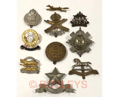 10 assorted head-dress badges.Motor Machine Guns ... Cameronian Piper’s ... Robin Hood Rifles ... Royal Defence Corps Edward 