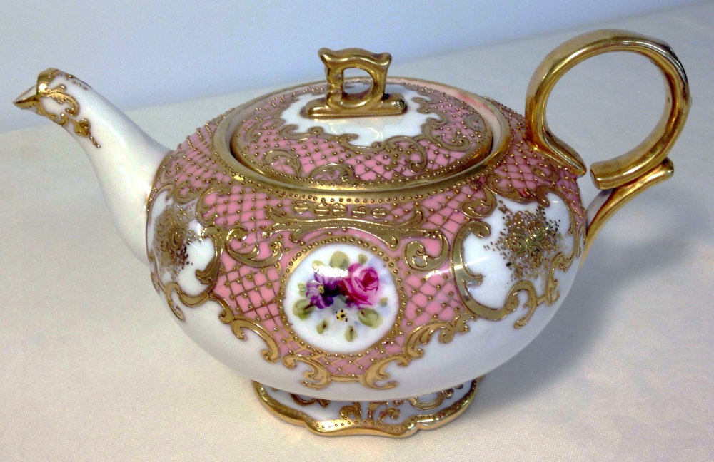 Beautifully decorated Noritake teapot, c1908. Intricately gilded and