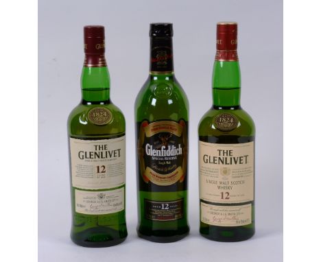Two bottles of the Glenlivet 12 Year Old Single Malt Scotch Whisky, 70cl, 40% vol, boxed, together with a Glenfiddich 12 Year