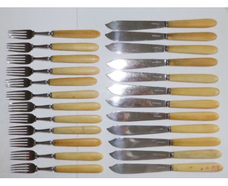 A set of 12 bone-handled silver fish knives & forks – Sheffield 1896 (24).
