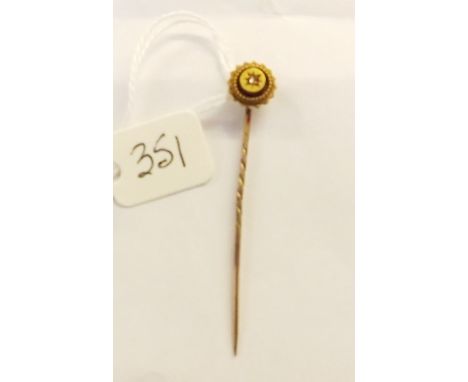 Victorian 15ct mounted stick pin with diamond     