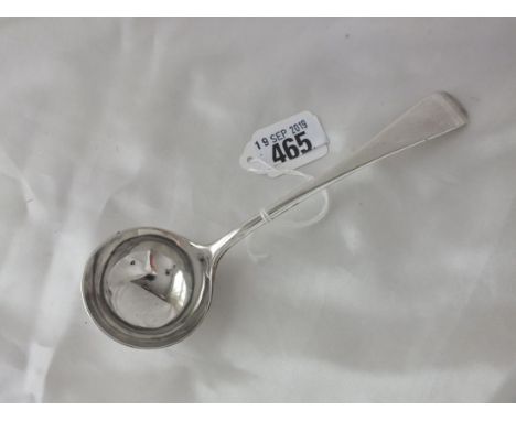 Plain O.E. pattern sauce ladle, Lon 1901 73g.    