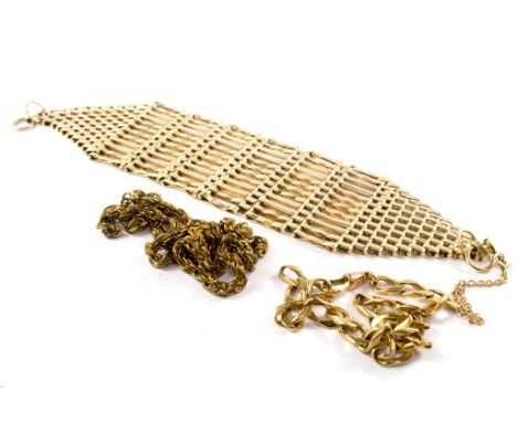 A large 9 carat gold gate bracelet, etc
