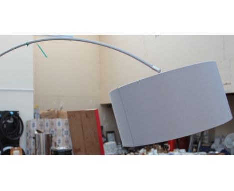 An arc standard lamp