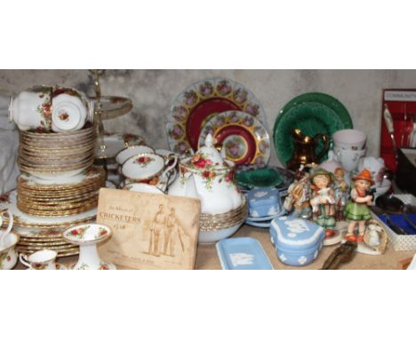 A Royal Albert Old Country Roses pattern part tea and dinner service, together with Wedgwood jasper ware boxes, Hummel figure