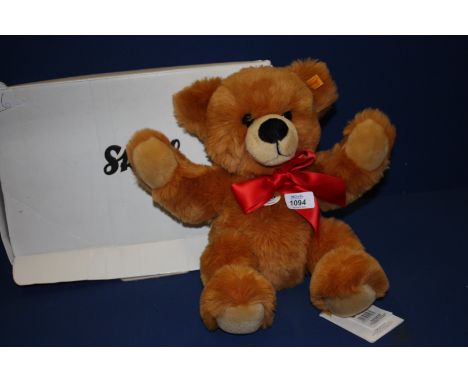 A Steiff Teddy Bear 'Bobby' in original box.