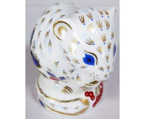 ROYAL CROWN DERBY PAPERWEIGHT.Paperweight with gold button to base