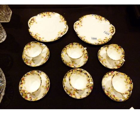 ROYAL DOULTON HONESTY TEASET. Royal Doulton fourteen piece Honesty tea service