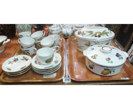 Two trays of mainly Royal Worcester Evesham oven to tableware items to include; cups and saucers and a lidded casserole dish,