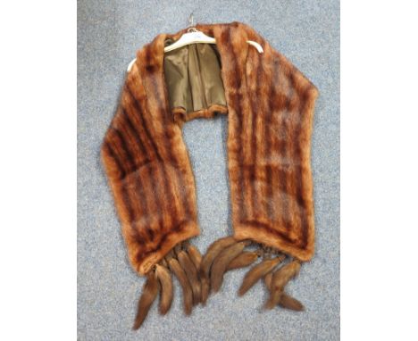 Vintage brown fur stole.(B.P. 24% incl. VAT)
