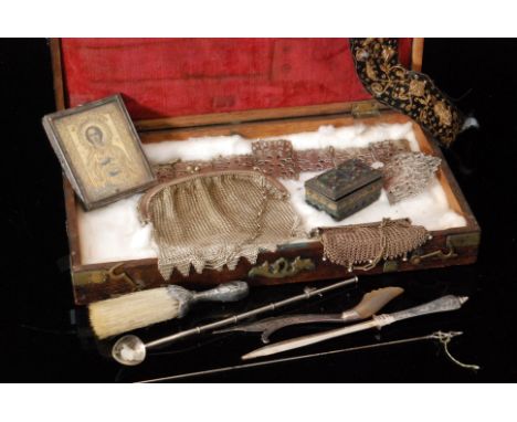 A brass mounted wooden box containing various silver and white metal items to include an Edwardian hallmarked silver hat pin,