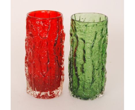 Two Whitefriars Textured range cylindrical Bark vases designed by Geoffrey Baxter, pattern 9690 in Ruby and Meadow Green, hei