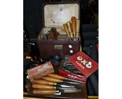 Cabinet maker's tools - six rebate plane including Hields, W.Dibb, various profiled; woodworking chisels including Marples, S