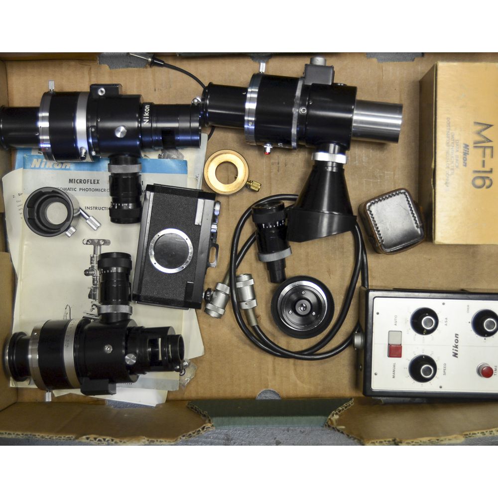 A Nikon Microflex Model AFM, photomicrographic attachment, complete with M35S Dark box, Ocular