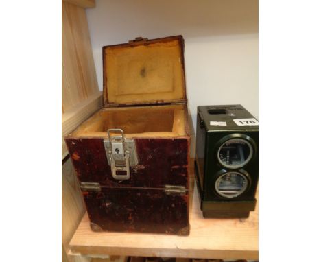 Sky master Ghost Pigeon Timer with case