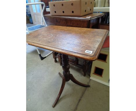19thc oak Tilt top table on Tripod base