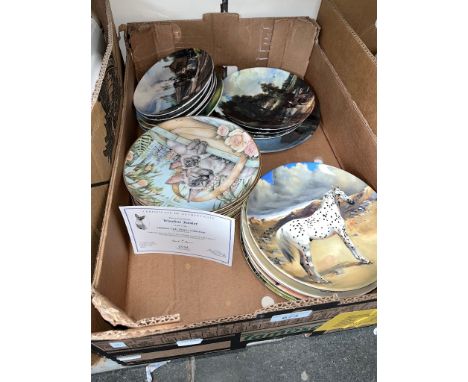 Collectors plates - The Noble Horse, by Spode, Railway Memories by Wedgwood etc - 29 plates total  