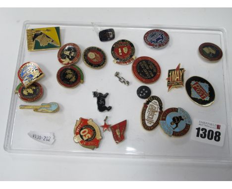 Miners Strike Enamel Badges, 'Barnburgh Women (Ashern Branch N.U.M) Against Pit Strikes', Wapping enamel badges.