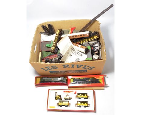 A collection of model railway items to include a boxed Tri-ang R346C Stephenson's Rocket and R150S loco with R39 tender, Horn