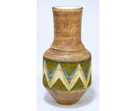 TROIKA; a brown glazed vase with band of zigzag decoration, signed to base and artist initials for Simone Killburn, height 26