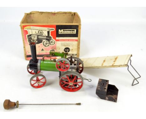 A boxed Mamod Traction Engine, length 25cm.