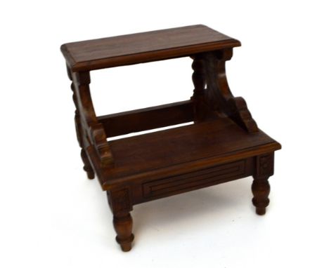 A reproduction mahogany fixed step.