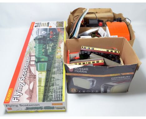 A collection of model railway items to include Hornby boxed R1039 Flying Scotsman set (mostly complete), R3208 BR4-4-0 School