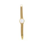 PATEK PHILIPPE, Damenarmbanduhr, Calatrava 1997, Durchmesser 25 mm,in Gelbgold 18K, Lünette gerippt,