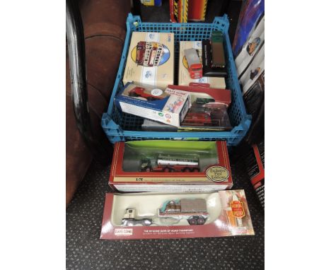 Nine 00 scale road vehicles, seven boxed